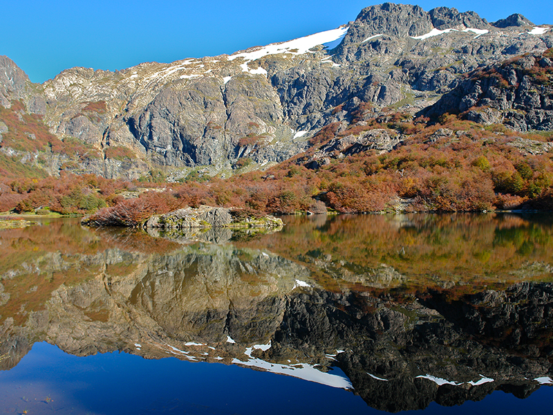 terraluna-patagonia-lodge_0007_lago espejo OK